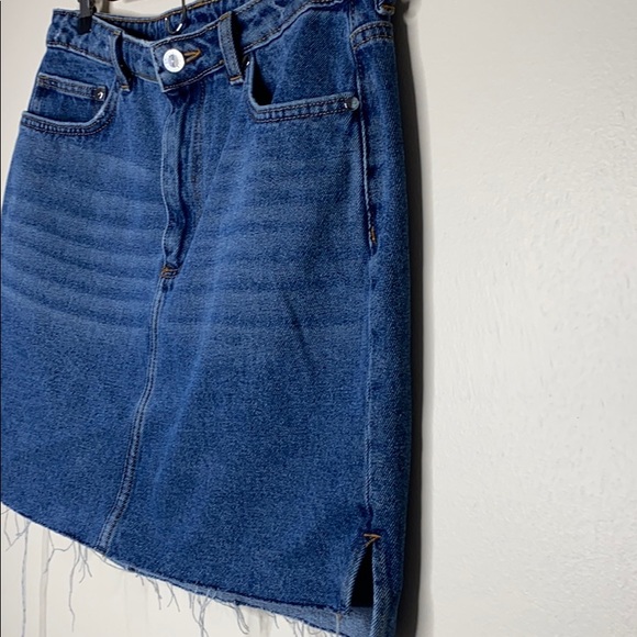 H&M Denim Distressed Mini Skirt - Picture 2 of 7